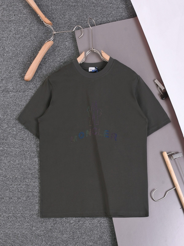 ブランドTシャツ正面デザイン